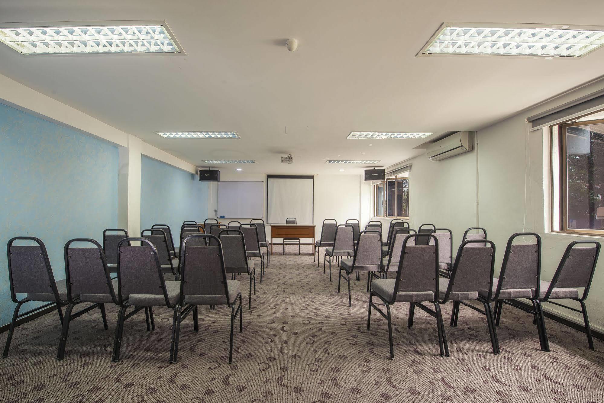 Ymca Penang Hostel Τζωρτζ Τάουν Εξωτερικό φωτογραφία